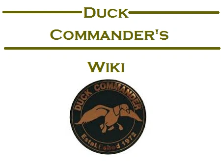 Duck Commander Logo Duck Commander 4 Round Decal Green Gold MPN: