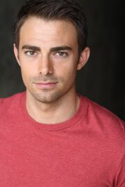 Jonathan Bennett imdb-2013-09-18c