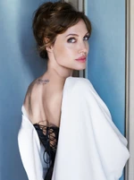 Adelegallery3.jpg (190 KB)