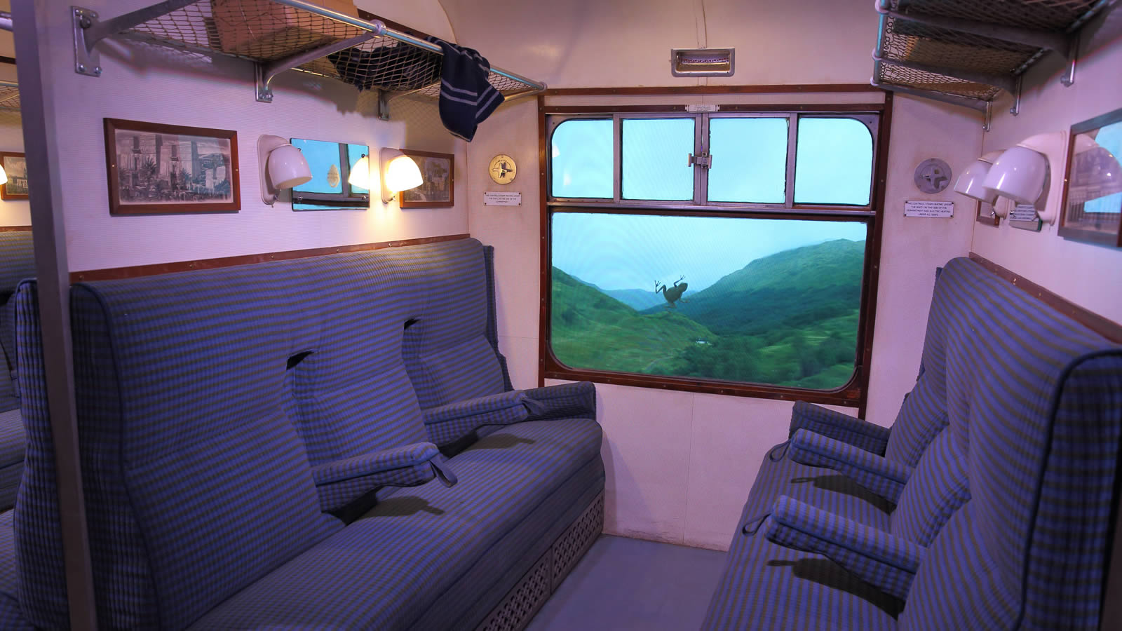 Hogwarts 2025 express carriage