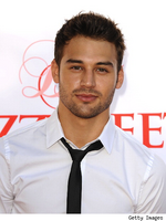 Ryan Guzman 5