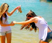 D&cbeach.png (87 KB) Della and Clove in the near future.