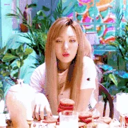 Annie15.gif (1.71 MB)