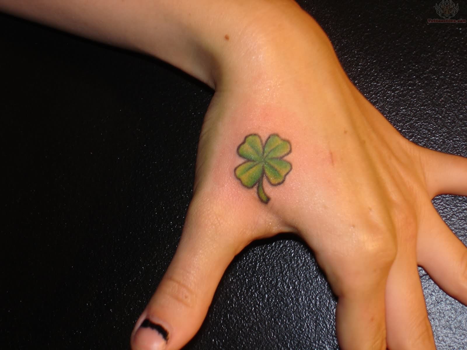 Luckiest Four Leaf Clover Tattoos - tattooglee | Four leaf clover tattoo,  Tattoos for women, Clover tattoos