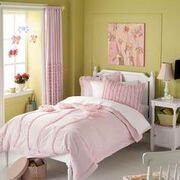 Gwen's room