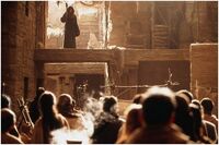 The Preacher addresses a crowded marketplace in Arrakeen, thundering against Alia's regency, Children of Dune miniseries