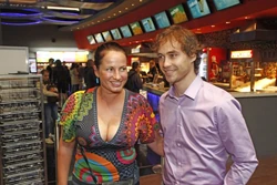 С женой Евой