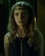 Linda-3x01