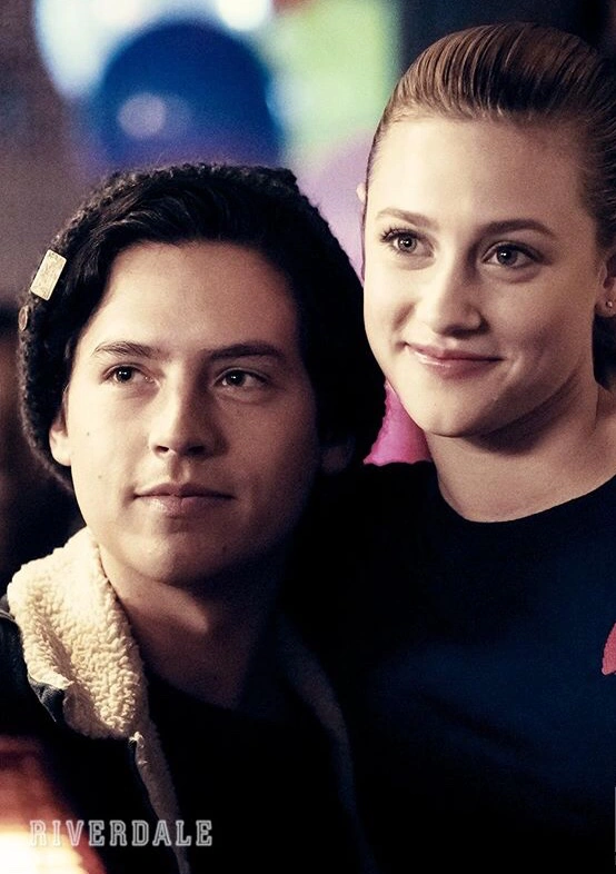 Jughead and Betty get cuter every time they are TOGETHER!!!!💑💏 ️ Fandom