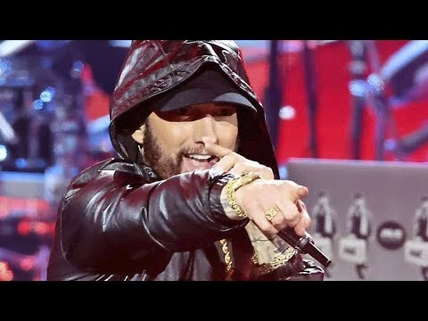 Eminem_-_Full_Live_at_Rock_&_Roll_Hall_of_Fame_2022_Induction_ft._Ed_Sheeran_&_Steven_Tyler_(4K)