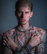 (Sub-)Machine Gun Kelly