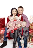 Kat And Alfie Moon and Children.jpg (2.2 MB) Kat Moon, Alfie Moon, Tommy Moon, Bert Moon and Ernie Moon (2014)