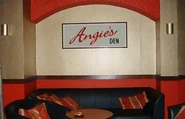 Angies Den Chairs.jpg (12 KB) Angie's Den lounge