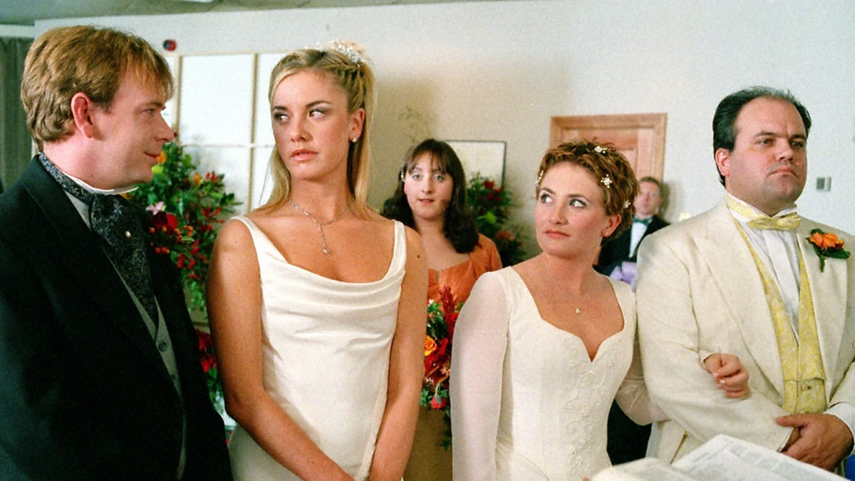 Episode 1887 (31 December 1999 Part 1) EastEnders Wiki Fandom