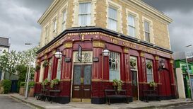NewQueen Vic 2014.jpg