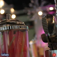 The Albert's straw dispenser.jpg (68 KB) The Albert's straw dispenser