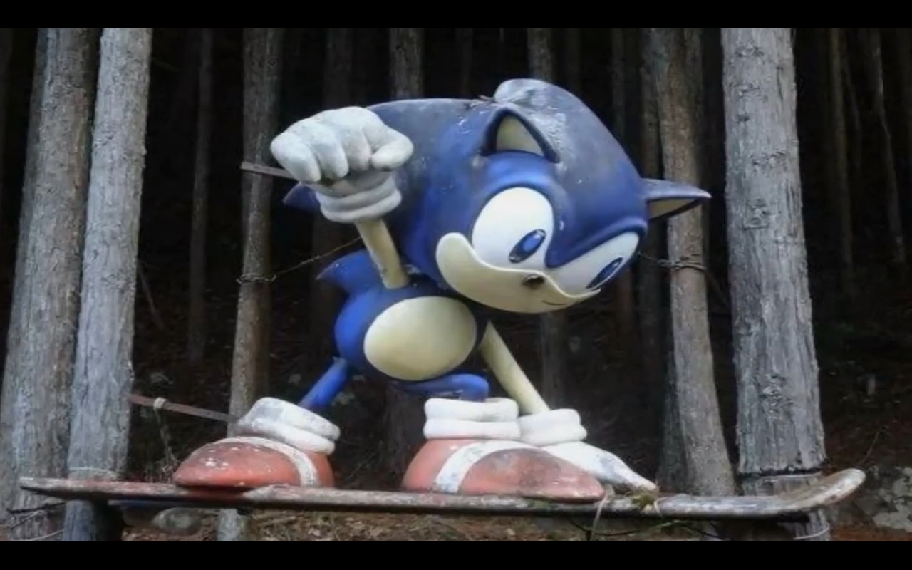 sonic the hedgehog statue