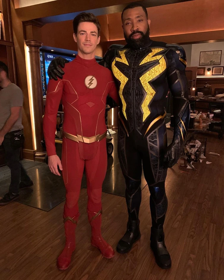 Cress Williams on Instagram: “Game recognizes game and powers recognizes powers. #grantgustin is a true pro and a great new friend #blacklightning…”