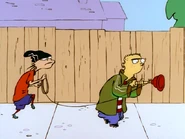 Ed and Edd getting in position to capture Eddy.