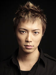 Hiroki Narimiya Topcoat
