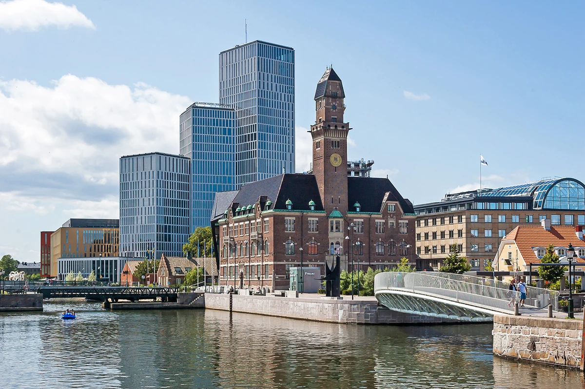 Мальма фото. Мальме вид сверху. Мальмё швеция достопримечательности. Мальме город в швеции. Мальмо город в швеции.