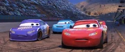 McQueen, Swift y Weathers se interesan por Storm después de su primera victoria.