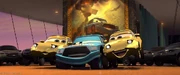 Chick gana el patrocinio de Dinoco en el sueño de McQueen.