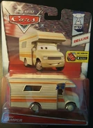 Un vehiculo con el anuncio del juego.