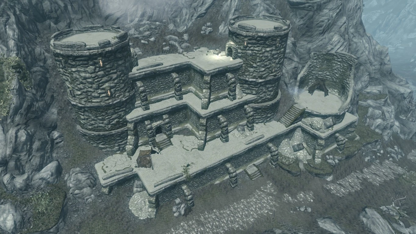 Лагерь изгоев. Лагеря изгоев скайрим на карте. Самый большой лагерь изгоев скайрим. Оплот друадах скайрим. Лагерь изгоев.