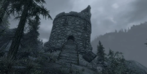 Вход в башню