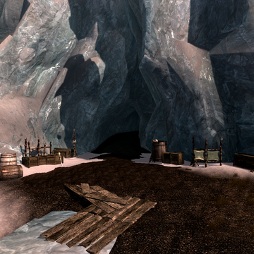 Glacial Cave Elder Scrolls Fandom In this video i'm gonna show you the location of karstaag skull and hope you enjoy it. glacial cave elder scrolls fandom