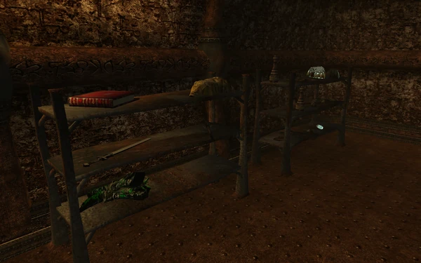 На полках шкафов