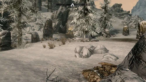 Vor dem Eingang zur Verlorenen Höhle