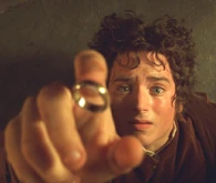Frodo con el Anillo Único
