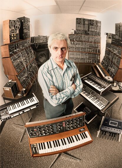 Bob moog synthesizer outlet