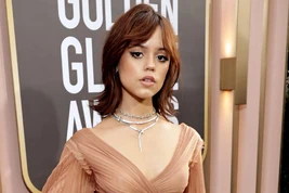 Jenna-ortega-2023-golden-globes