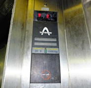 Thyssen2.jpg (2.64 MB) Thyssen elevator panel in La Serena, Chile, which is based on the original design from Elevadores Sûr in Brazil.