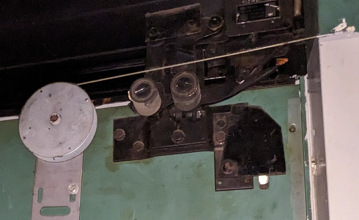 Door closer Elevator Wiki Fandom