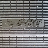 GEC logo on a 1981 SAN-LINE escalator in The Arcade, Singapore. This escalator has been replaced into a Schindler in 2016 (Credit to Instagram user Alexander Yap)