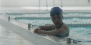 Lu in the pool S01E03 (2)