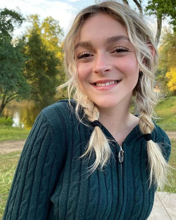 Sarah Dorothy Little Elliana Walmsley Wiki Fandom