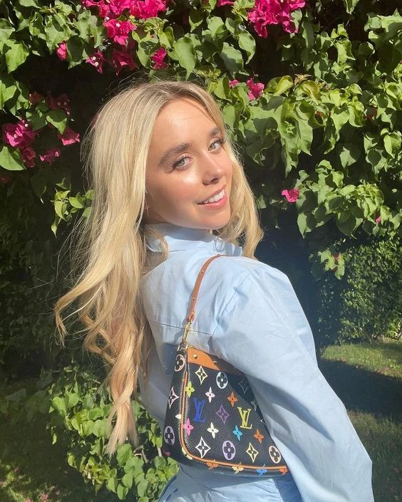 Jenna Davis | Elliana Walmsley Wiki | Fandom