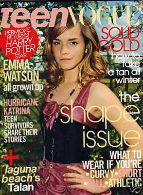 Emma Watson investe na estampa xadrez para editorial da revista <em>Teen  Vogue</em>