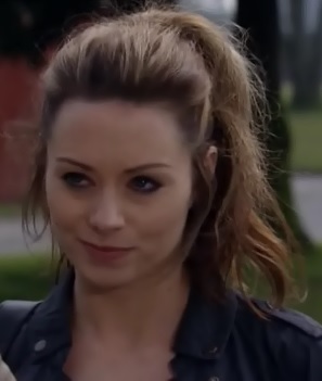 Shannon (Episode 6565) Emmerdale Wiki Fandom Shannon (Episode 6565) Emmerdale Wiki Fandom