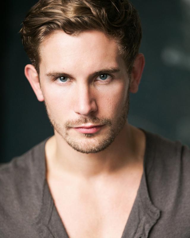 Adam actor. Джеймс Адамс. Холлиокс. Hollyoaks. Адам Вудвард.