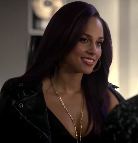 Skye Summers | Empire Wiki Français | Fandom