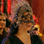 LilaSari as a queen of Lireo.