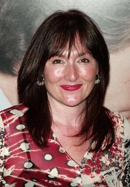 Nora Dunn