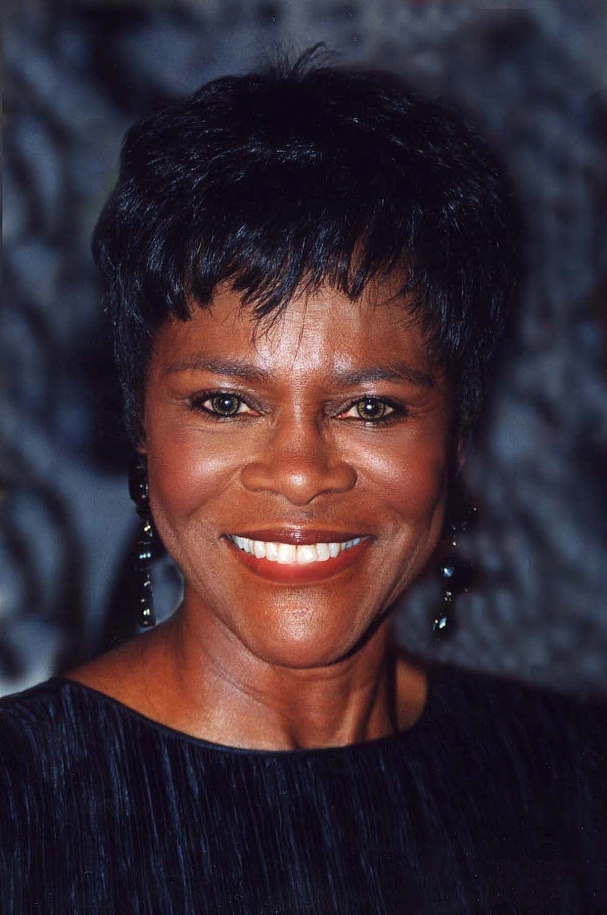 Cicely Tyson | English Voice Over Wikia | Fandom, image size:1200x1809