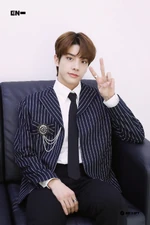 Weverse April 4, 2021